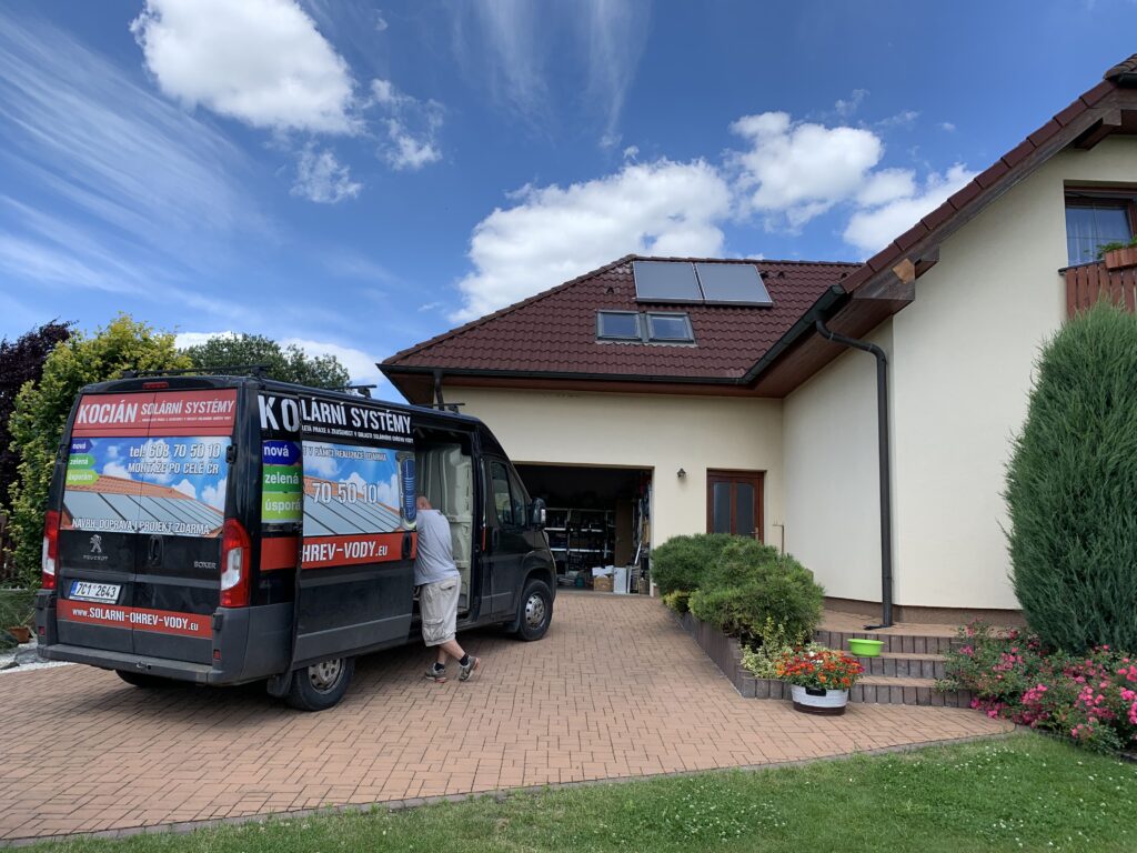 Slozeni solarniho systemu