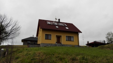 Statisícová škoda na vakuových kolektorech