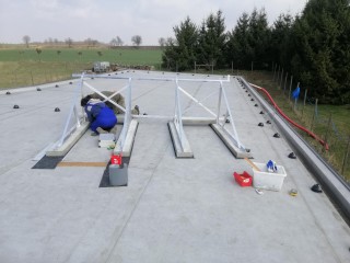 Sešroubovávání konstrukce