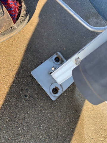 spojovací materiál solárního systému