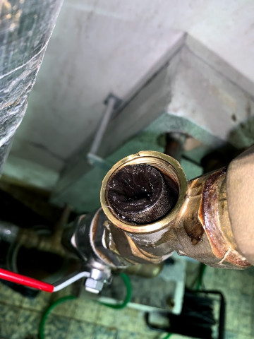 glykol na sítku filtru