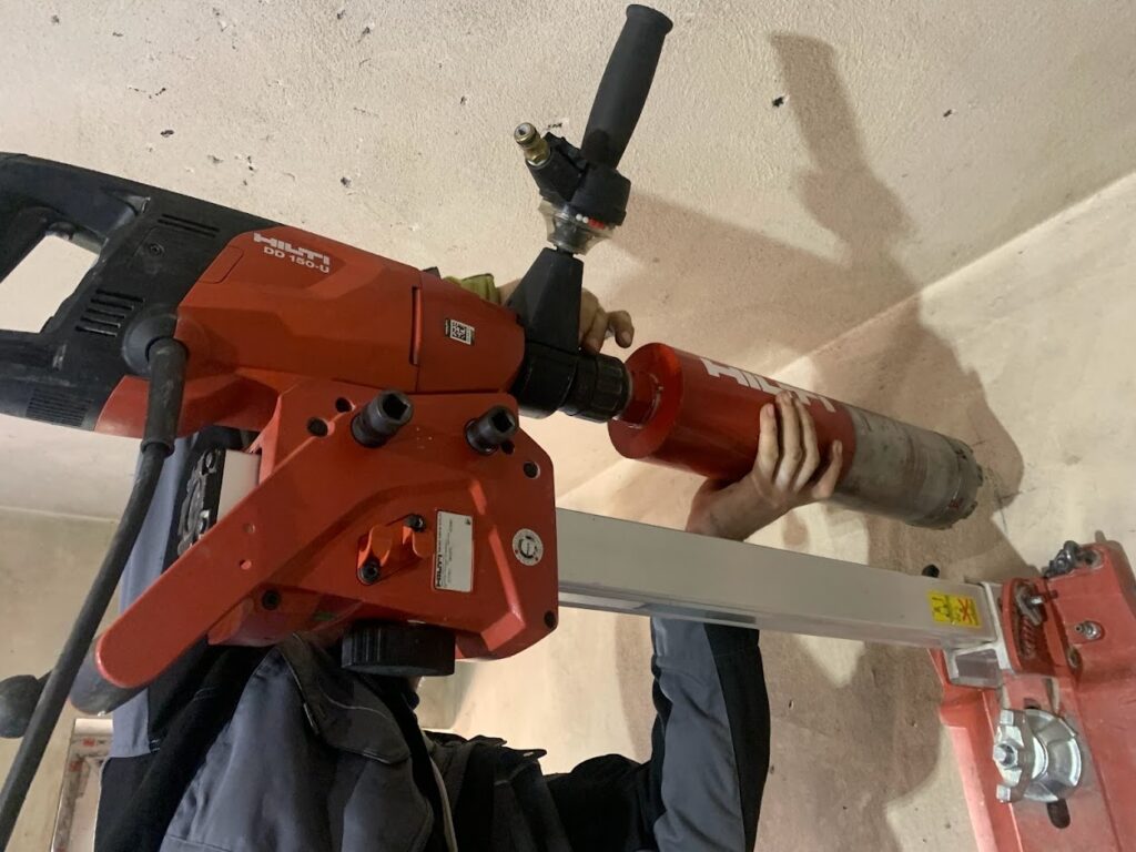 Ukazky z montazi solarnich systemu