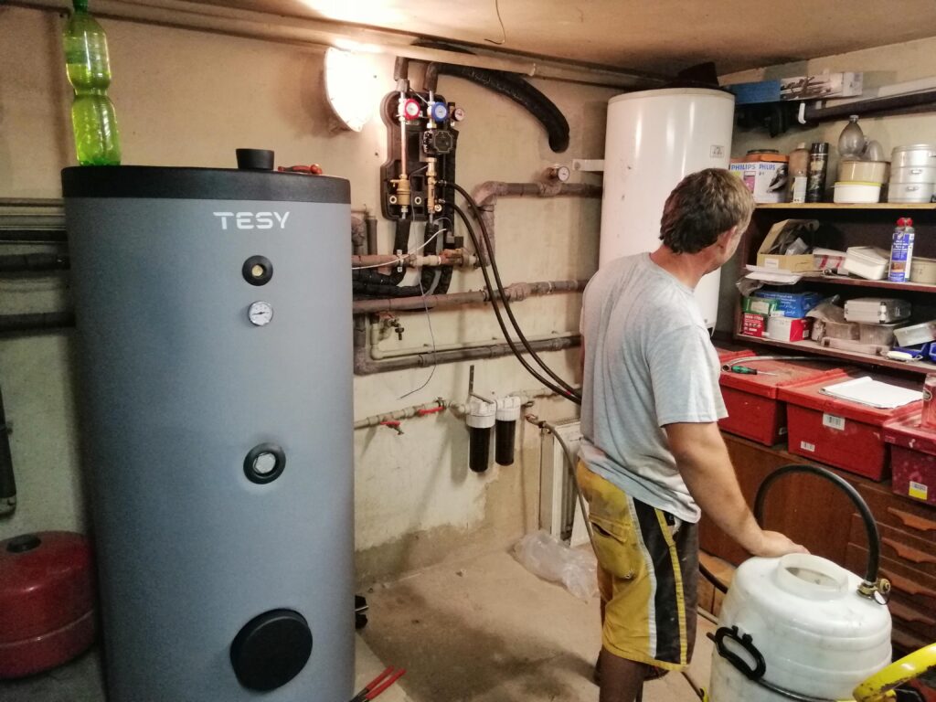 Vymena nemrznouci smesi v solarnim systemu